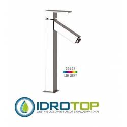 Miscelatore Q-COLOR LAVABO  monocomando alto L senza scarico con luce led Cromo Remer